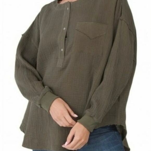 7 For All Mankind Tops - 7 For All Mankind Green Henley Top Gauze Oversized Fit Women’s Size XS